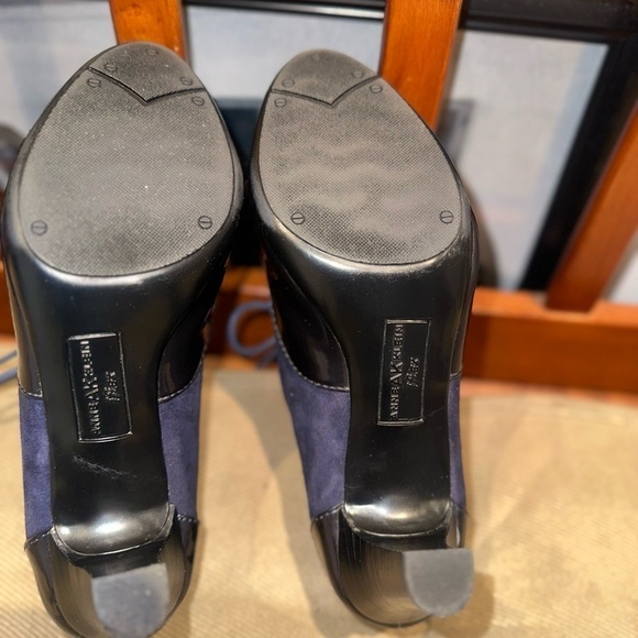 Anne Klein iFlex Suede Patient Leather Shoes. - Picture 4 of 14